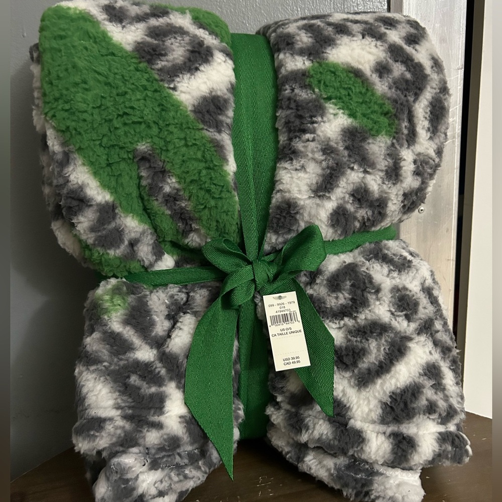 Aerie Throw Blanket